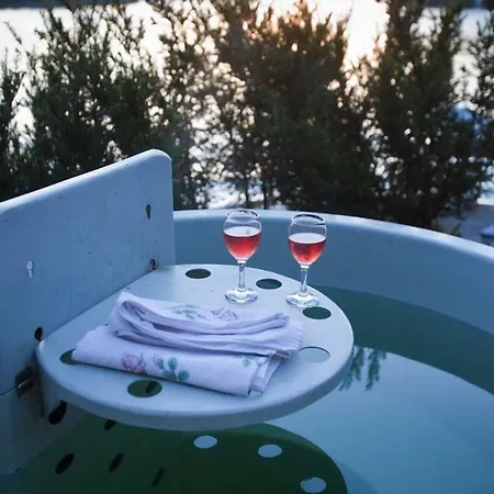 Nordbris Sjobu Tatil Evi